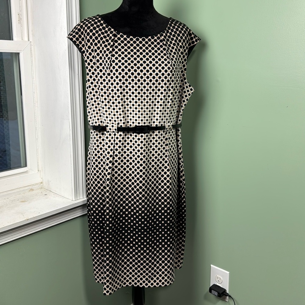 I Le New York black and tan dress size 16